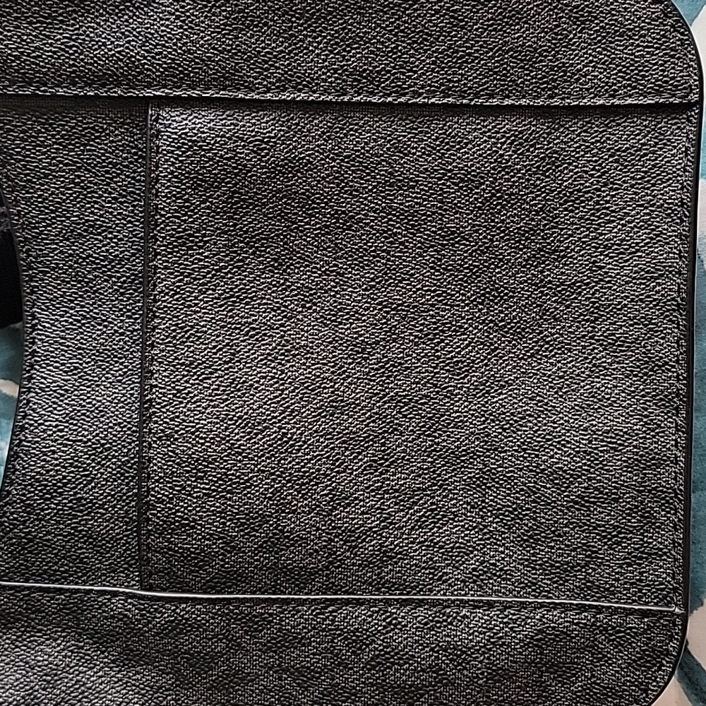 MICHAEL MICHAEL KORS Briley Small Logo Messenger Bag - Picture 8 of 14